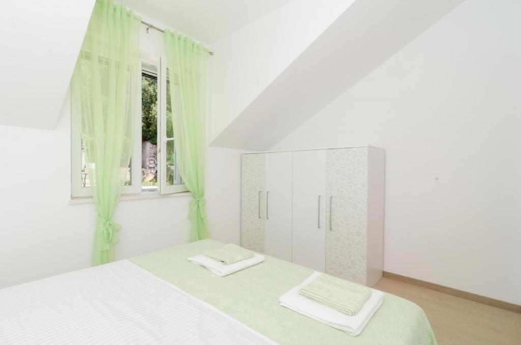Apartments Marmo Mlini Habitación foto