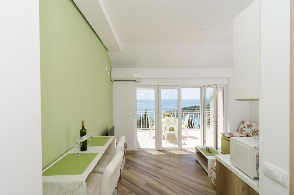 Apartments Marmo Mlini Habitación foto