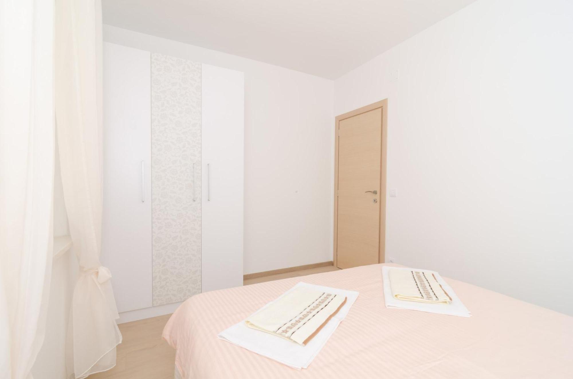 Apartments Marmo Mlini Habitación foto
