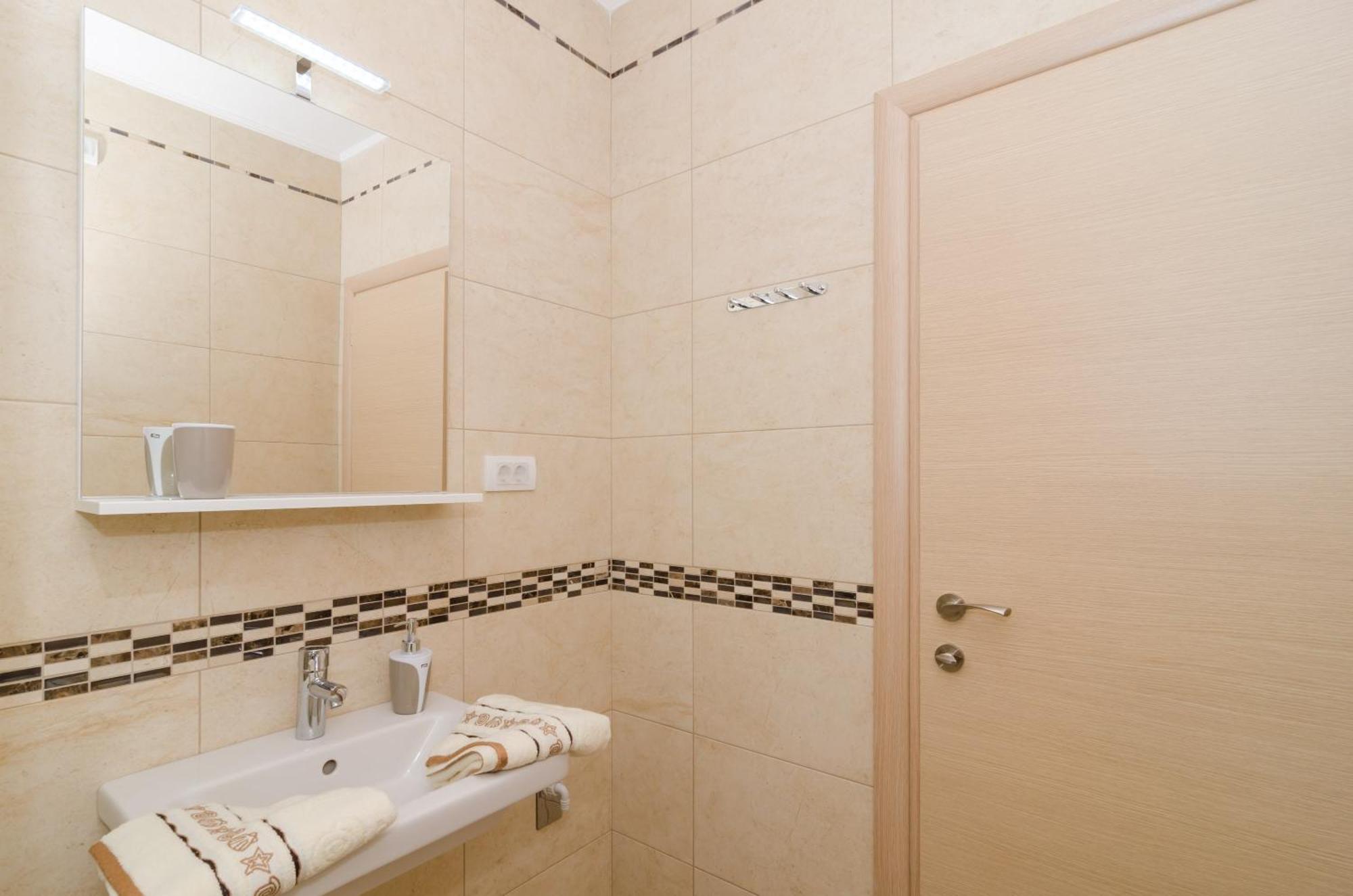 Apartments Marmo Mlini Habitación foto